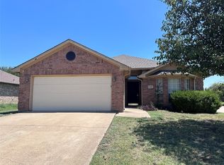 5346 Cedar Waxwing Ln, Dallas, TX