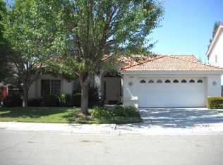 5598 W Paul Ave, Fresno, CA 93722