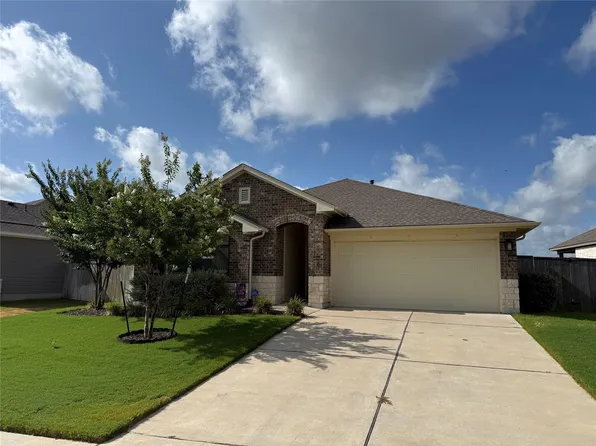131 Patrick Herndon Dr, Bastrop, TX 78602