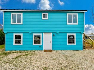205 Mollnar Dr, Palacios, TX 77465