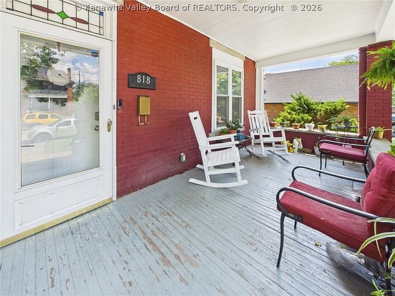 2nd image of 818 4th St