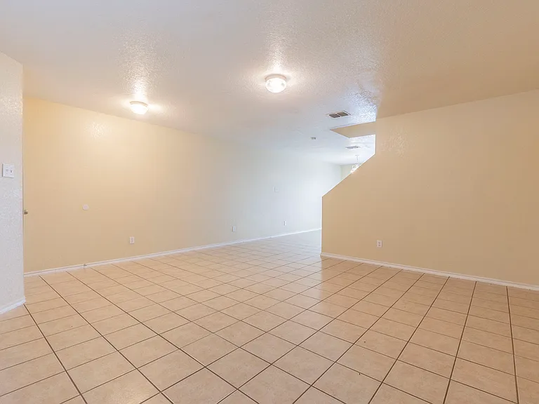 7607 Caballo Cyn — Photo 4