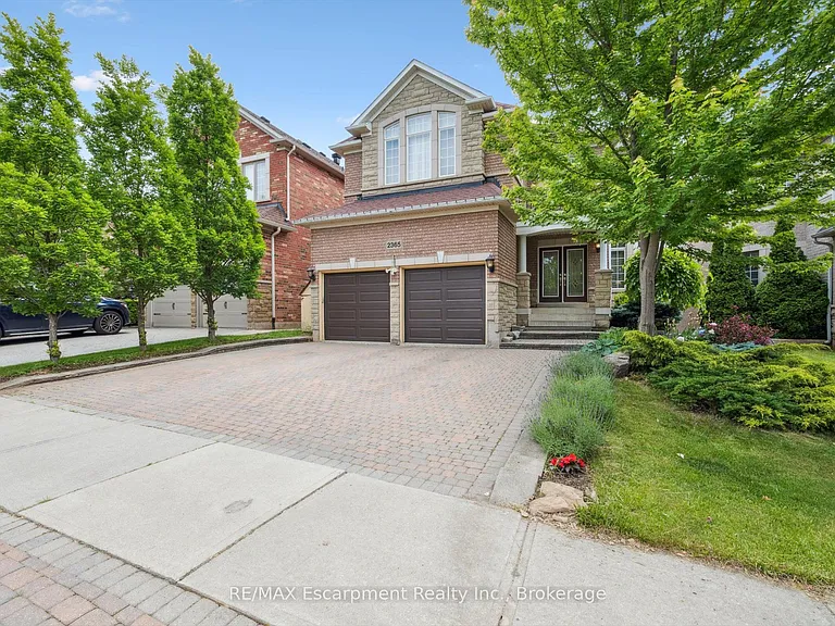 2365 Hertfordshire Way — Photo 3