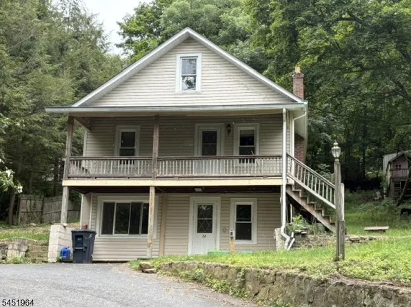 22 Hoffmans Crossing Rd, Lebanon Twp., NJ 07830