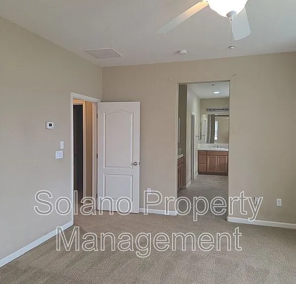 Antiquity Cir — Photo 13