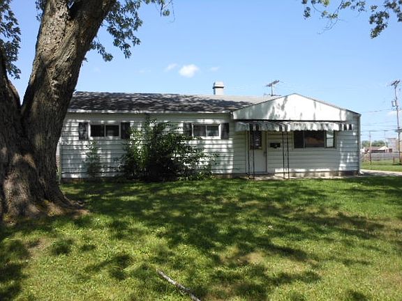 3rd image of 1500 W Stirling Dr