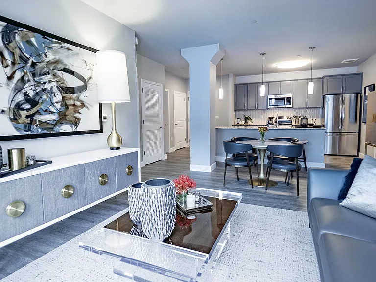 Gatsby Apartments — Photo 4