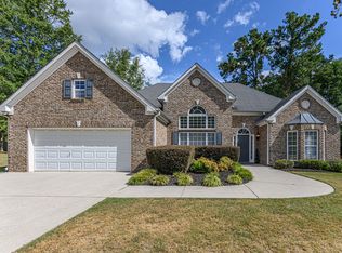 3250 Rose Petal Ln, Powder Springs, GA 30127