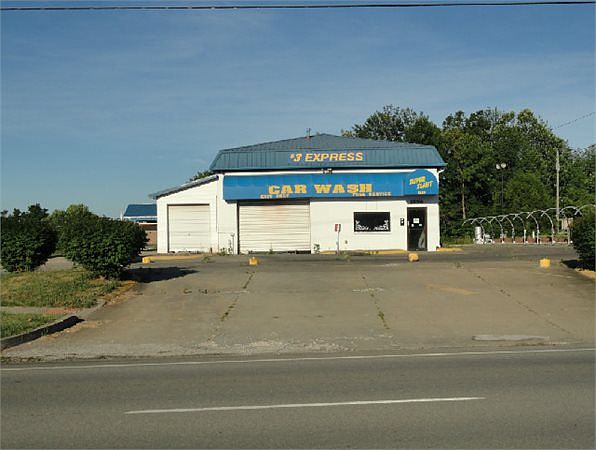 1st image of 1339 N Dixie Blvd