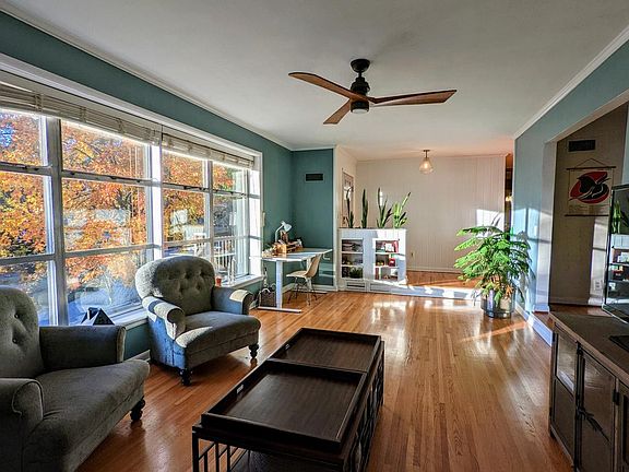 5th image of 3625 Glendon Dr