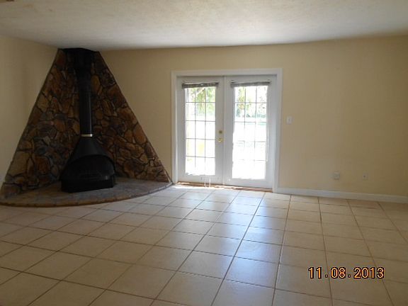 2nd image of 3280 Cypress Ln