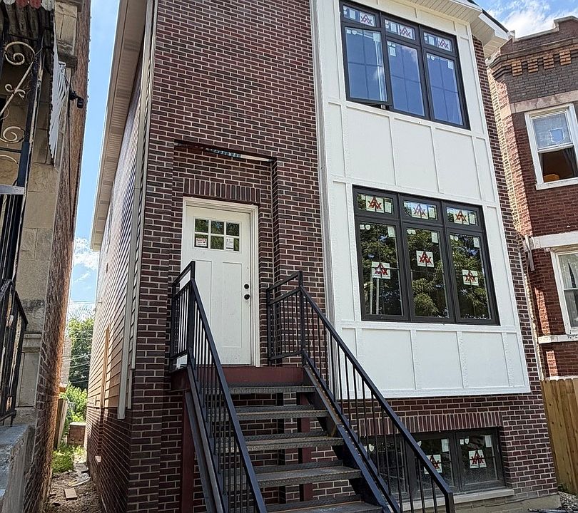 1st image of 640 N Trumbull Ave