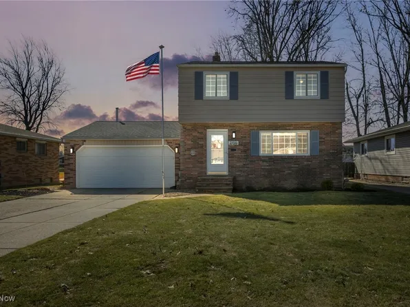 35600 Grovewood Dr, Eastlake, OH 44095