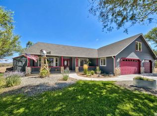 392 Day Ln, Wellington, NV 89444