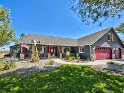 392 Day Ln, Wellington, NV, 89444