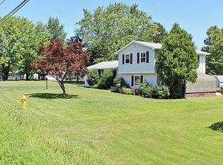 6040 Slocum Rd, Ontario, NY 14519