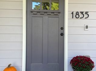 1835 N 53rd St, Seattle, WA 98103