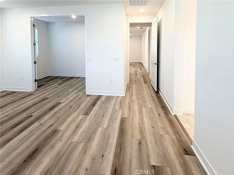 26756 Bermudez St — Photo 28