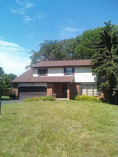 13817 Stonehenge Circle