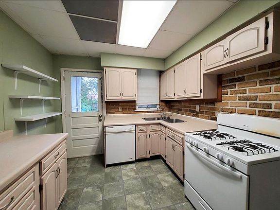 2nd image of 7323 Schley Ave