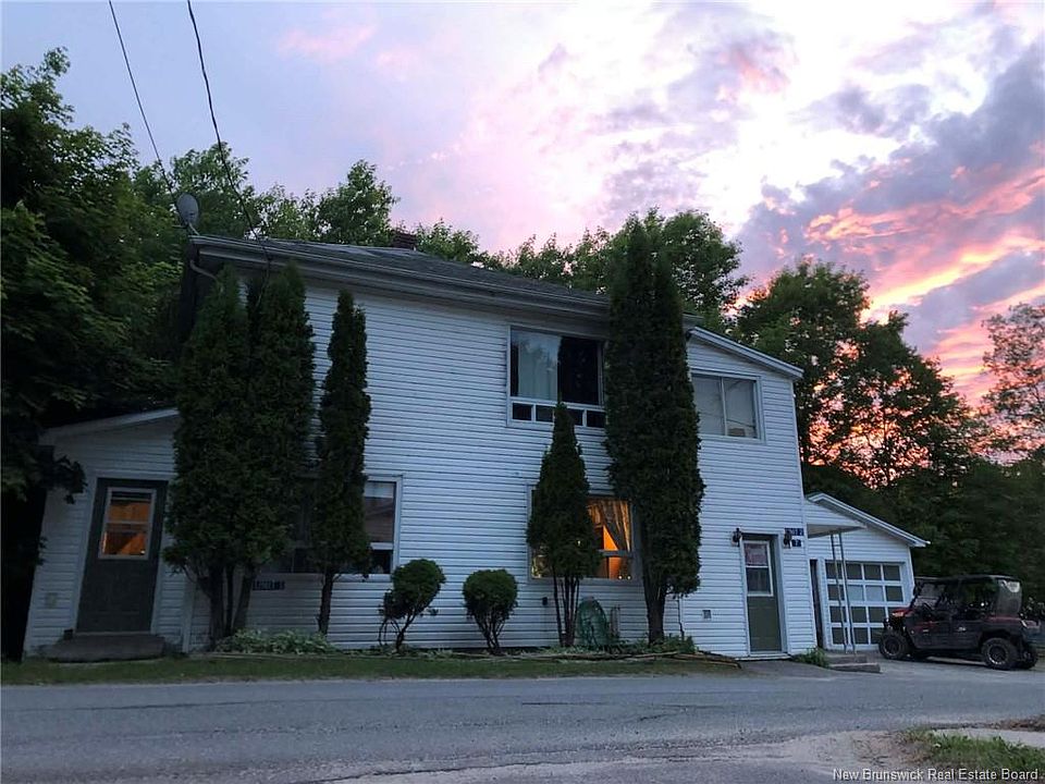 1st image of 7 Oak St