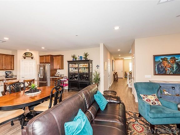 5th image of 1209 White Oak Ct