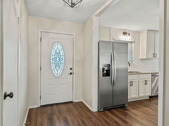 2nd image of 700 Top Hill Dr