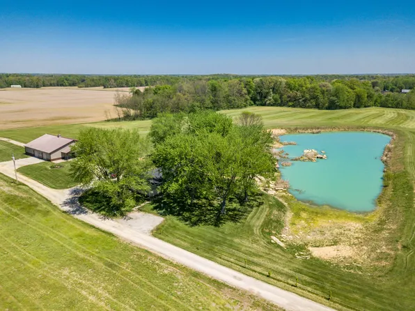 3749 E County Road 900 S, Cross Plains, IN 47017