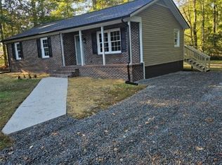 185 Barefords Mill Rd, Dunnsville, VA 22454