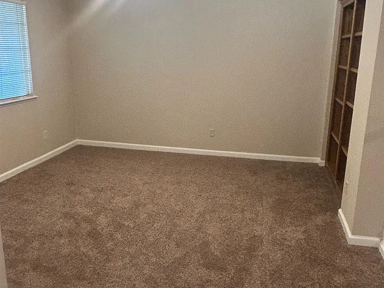 3256 W Calimyrna Ave — Photo 5