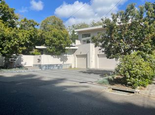 60 Woodland Way, Piedmont, CA 94611