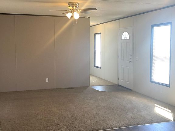 3rd image of 920 Century Plaza Dr #81