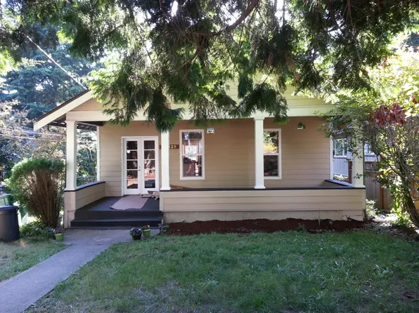 12325 38th Ave NE, Seattle, WA 98125