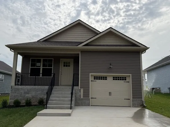 232 Arkansas Ave, Oak Grove, KY 42262