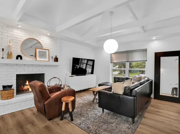 1520 E 49th St, Savannah, GA 31404