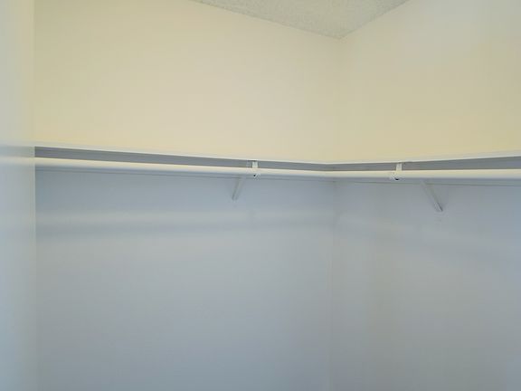 Master - Walk-In