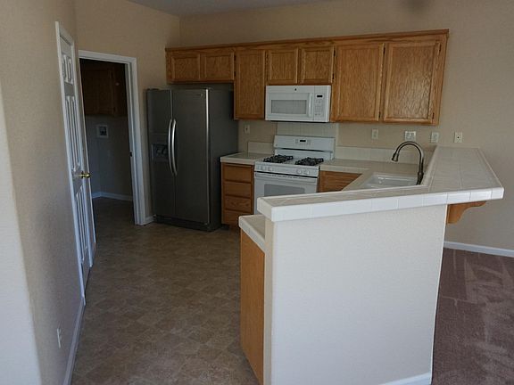 3rd image of 5183 McInnis Ln