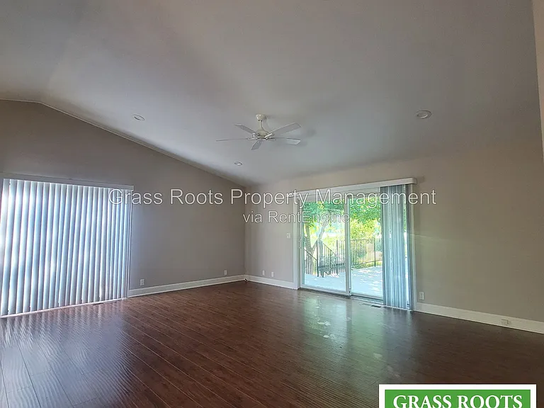 12061 Lake Wildwood Dr — Photo 5