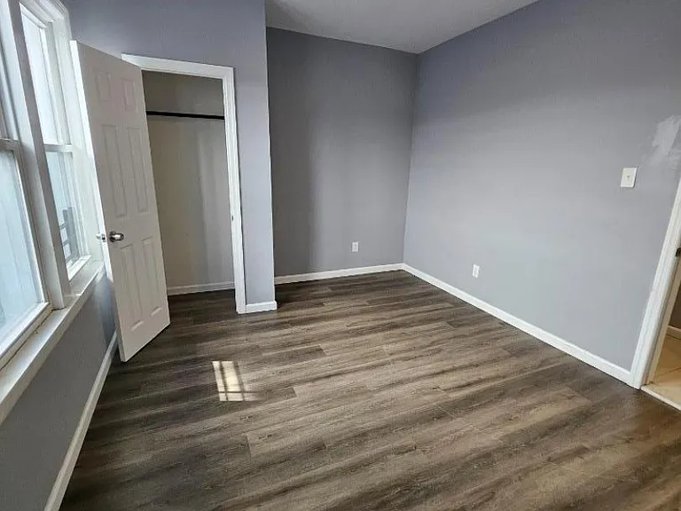 228 W End Ave — Photo 17