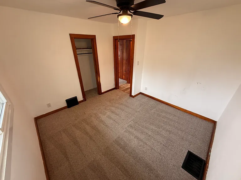 123 Ingall Ave NW — Photo 6