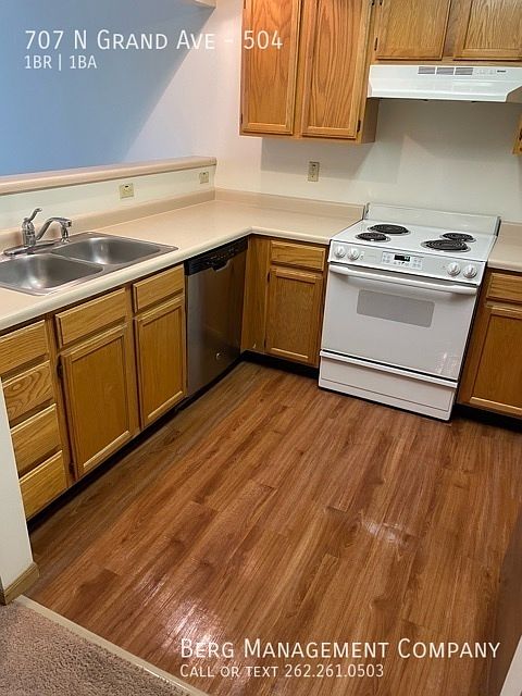 1st image of 707 N Grand Ave #504