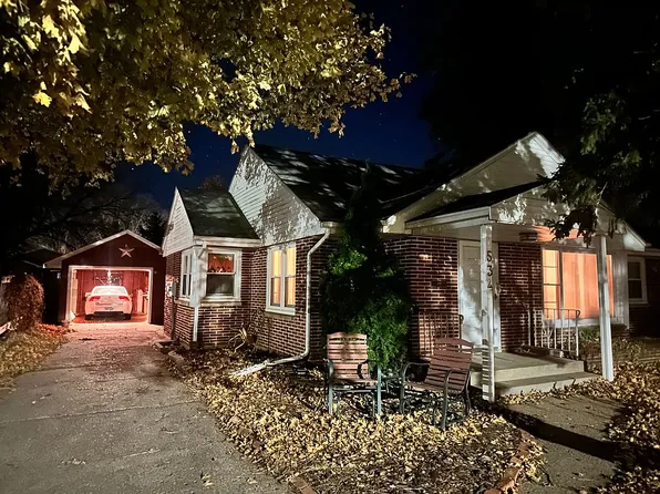 534 Valley View Dr, Vermillion, SD 57069