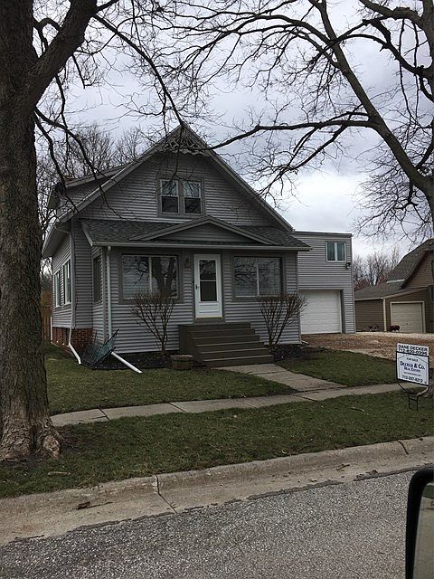 1st image of 113 N Olive St