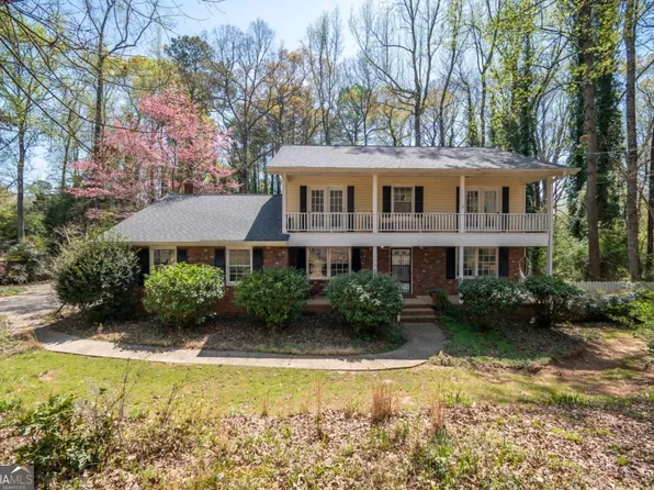 170 Horseshoe Cir, Athens, GA 30605