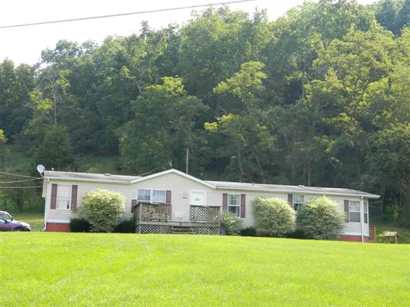 3278 Walkers Creek Rd, Marion, VA 24354