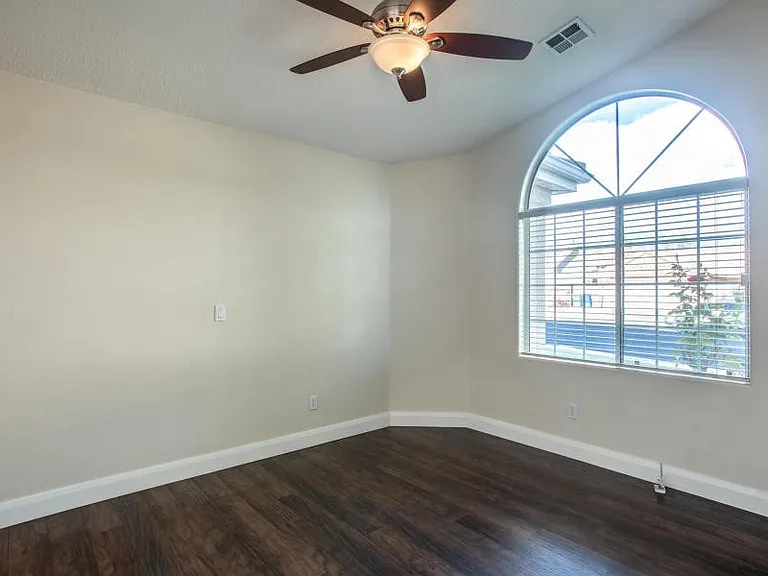 1467 N 1540 W — Photo 13