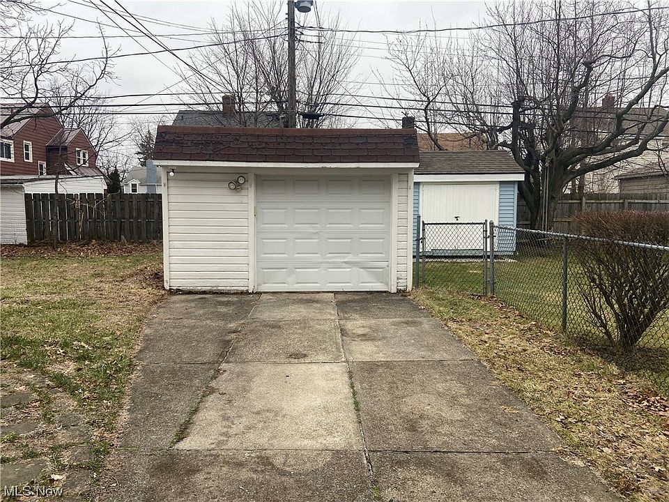 3915 Eastway Rd, South Euclid, OH 44118 Zillow