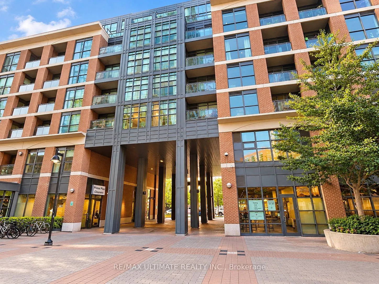 2 bed, $2,750 — Photo 1