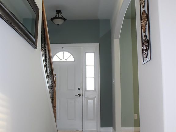 2nd image of 872 London Ln