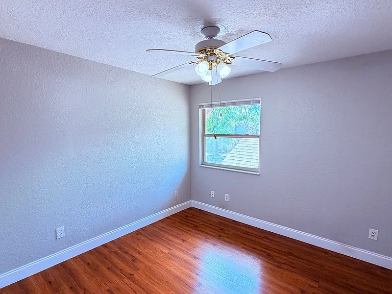 3640 S Saint Lucie Dr — Photo 15